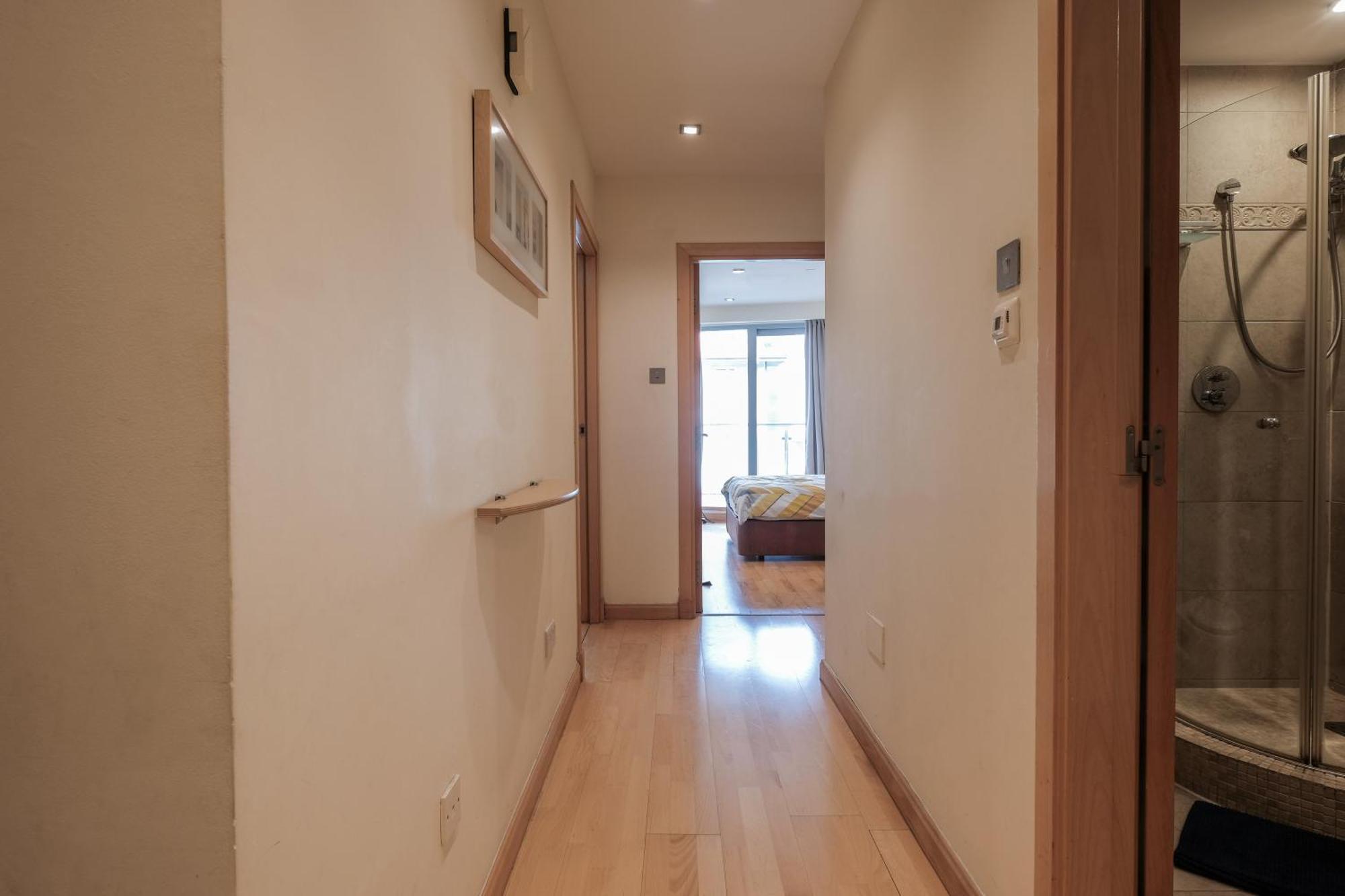 Ocean Village 2 Bedroom Apartment Gibraltar Bagian luar foto