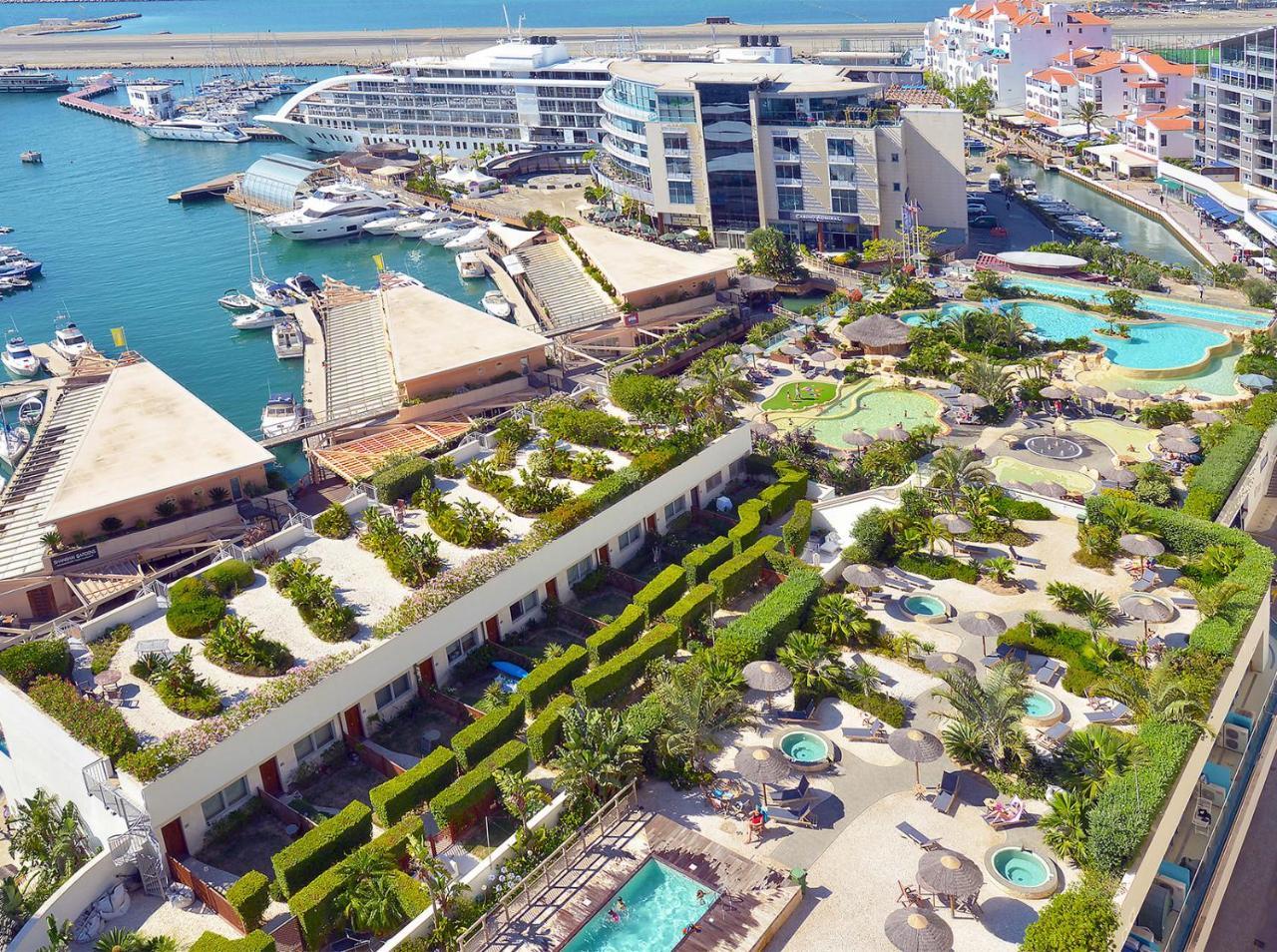 Ocean Village 2 Bedroom Apartment Gibraltar Bagian luar foto